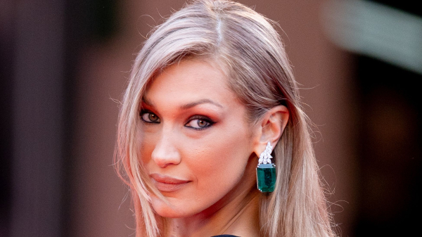 Bella Hadid’s Hot Chocolate Nails Are Simply Delicious—See the Photos